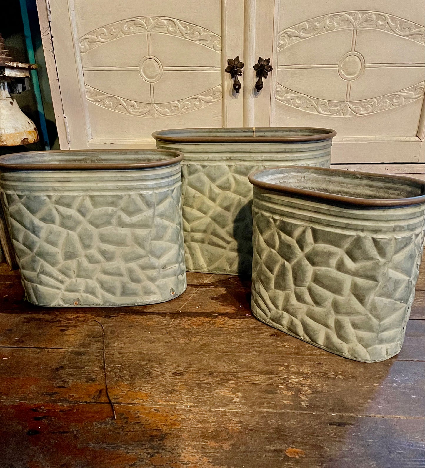 Metal Textured Planter