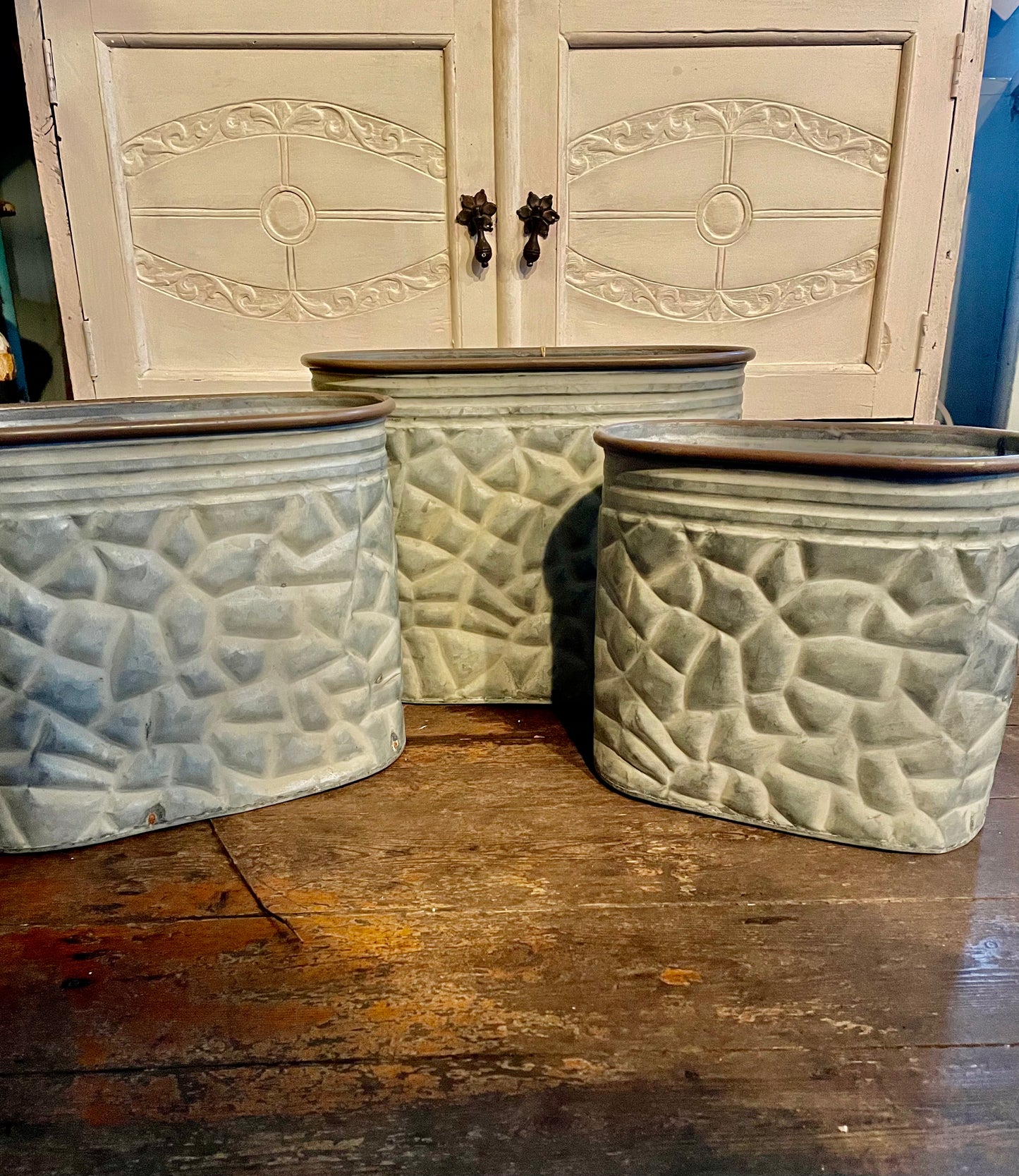 Metal Textured Planter