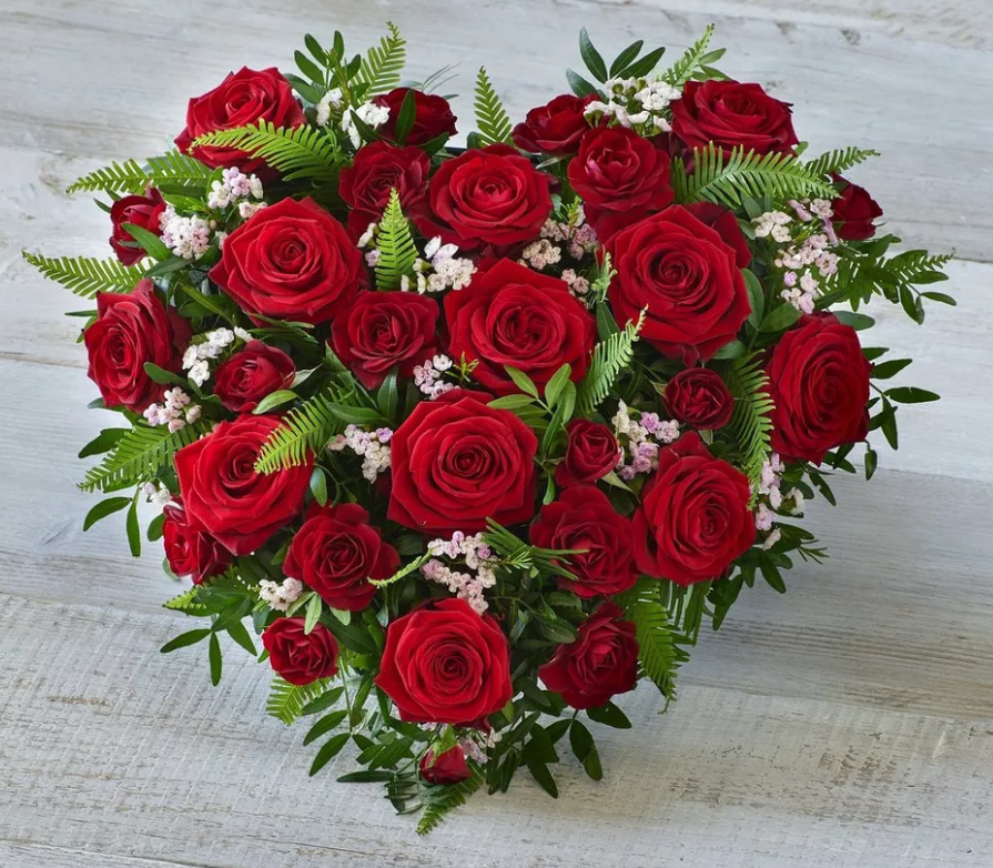 Rose Funeral Full Heart Wreath