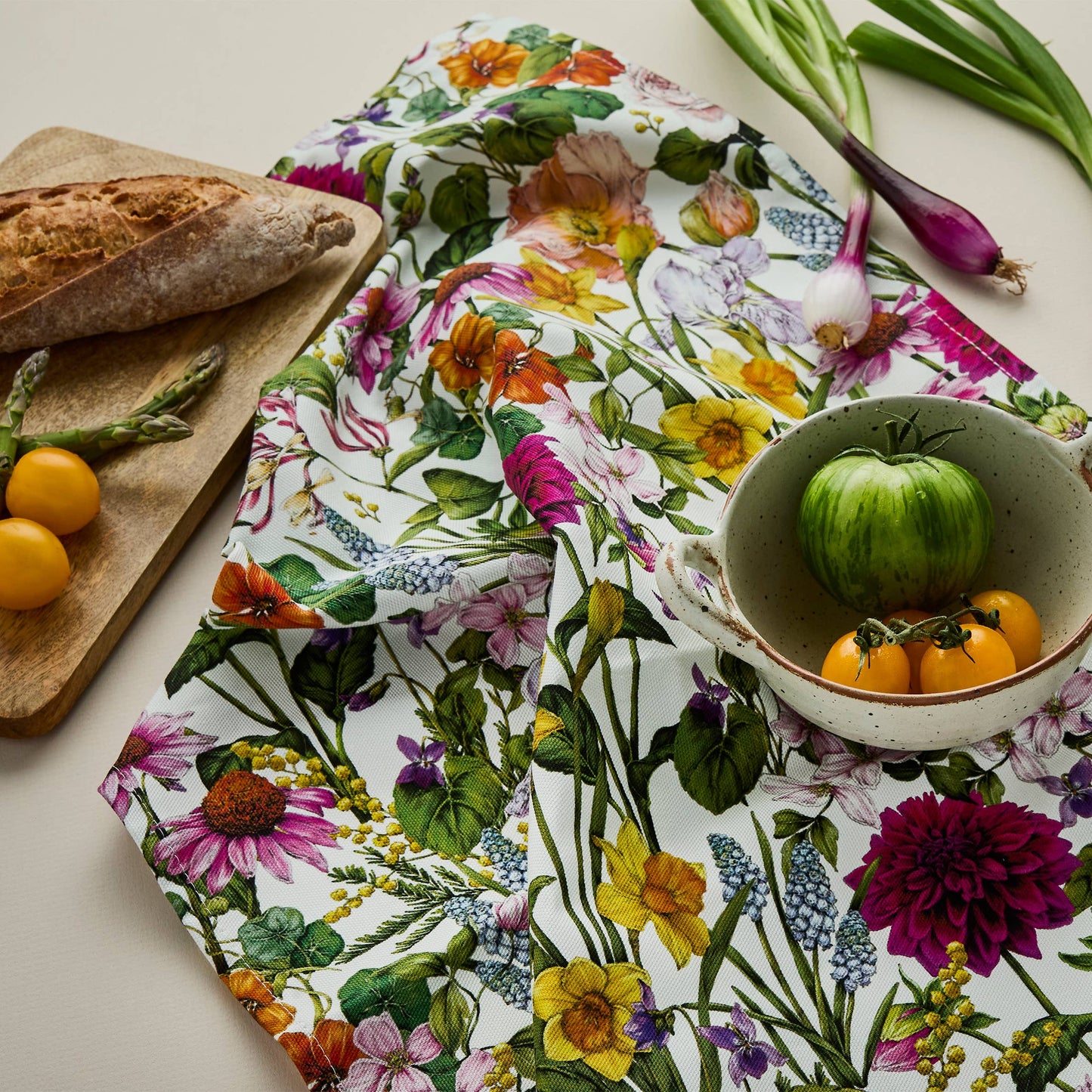 Bountiful Blooms - Tea Towel - Ivory