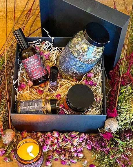 Mini ReTreat Gift Box