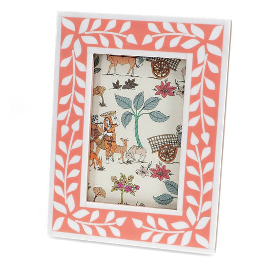 Pink Resin foliage picture frame (3.5" X 5.5")