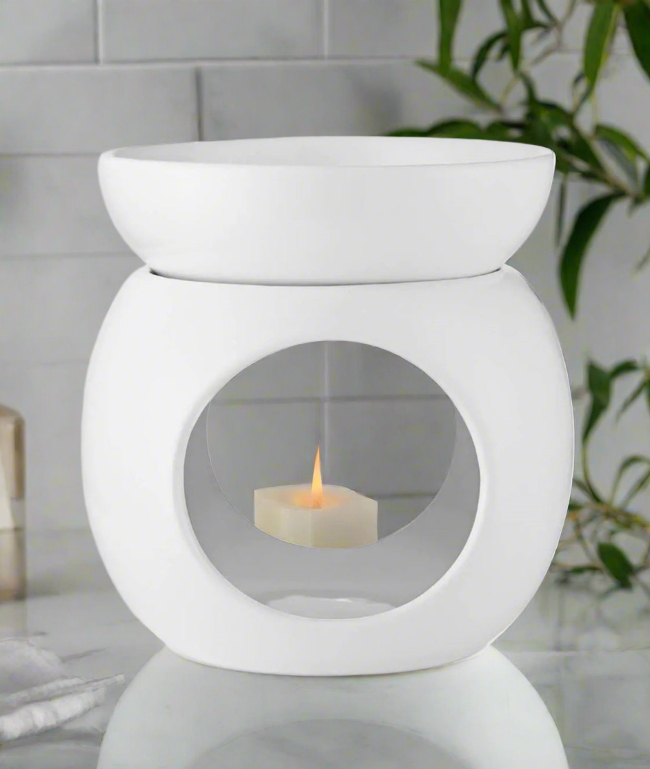 Ava May White Round Wax Burner
